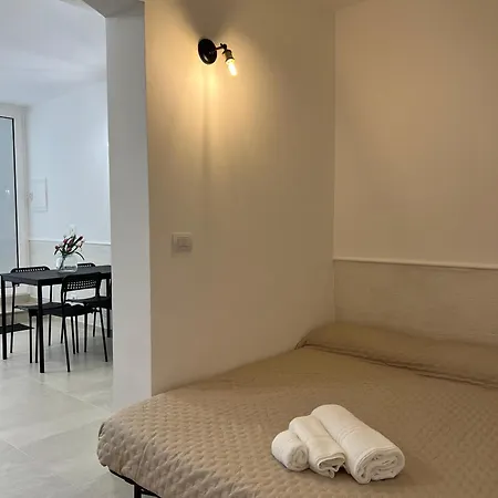 Palazzo Paterno Apartment Bari